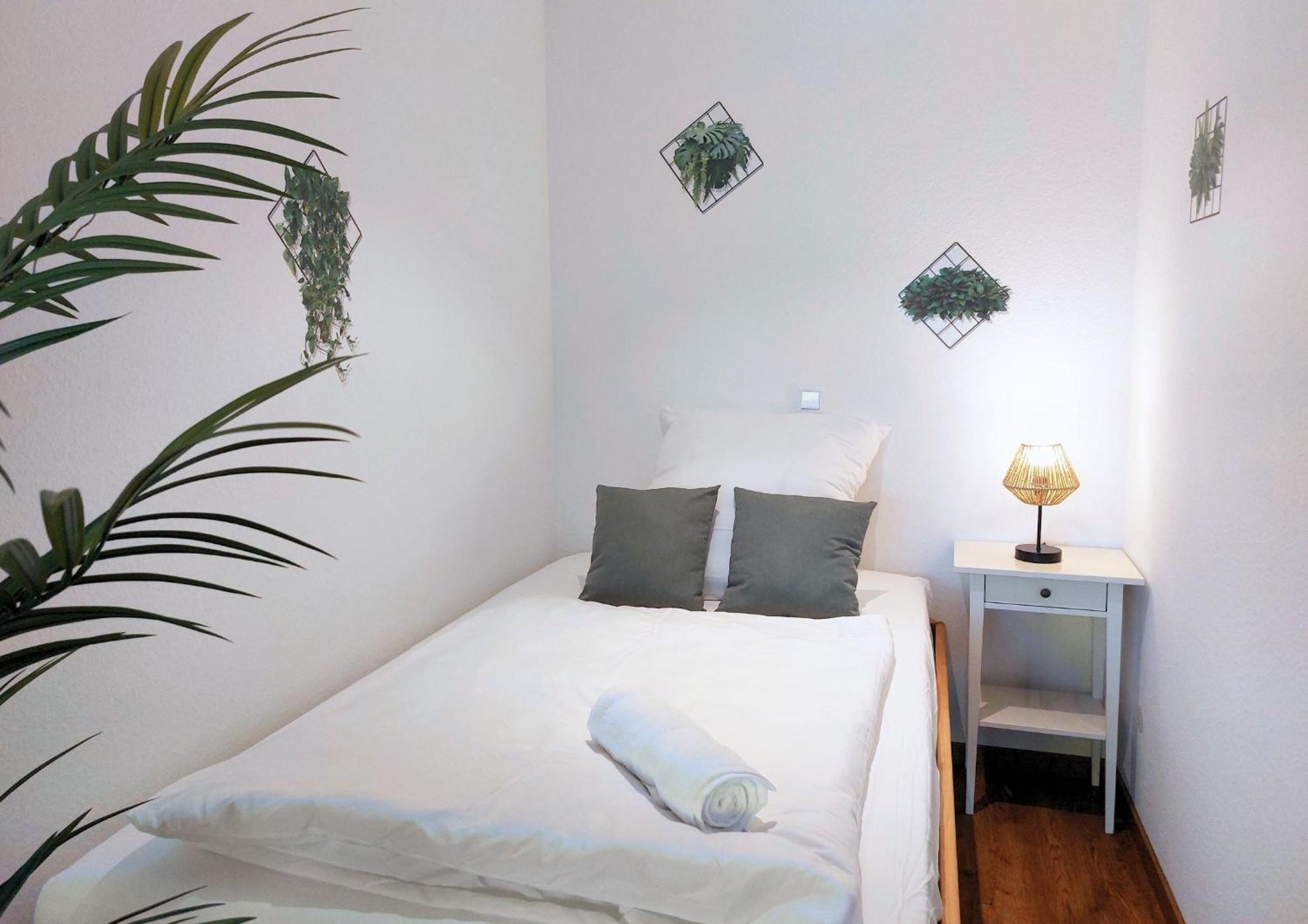 Rooftop Apartments - Modernes Studioapartment Fuer 3 Personen Langenau Bagian luar foto