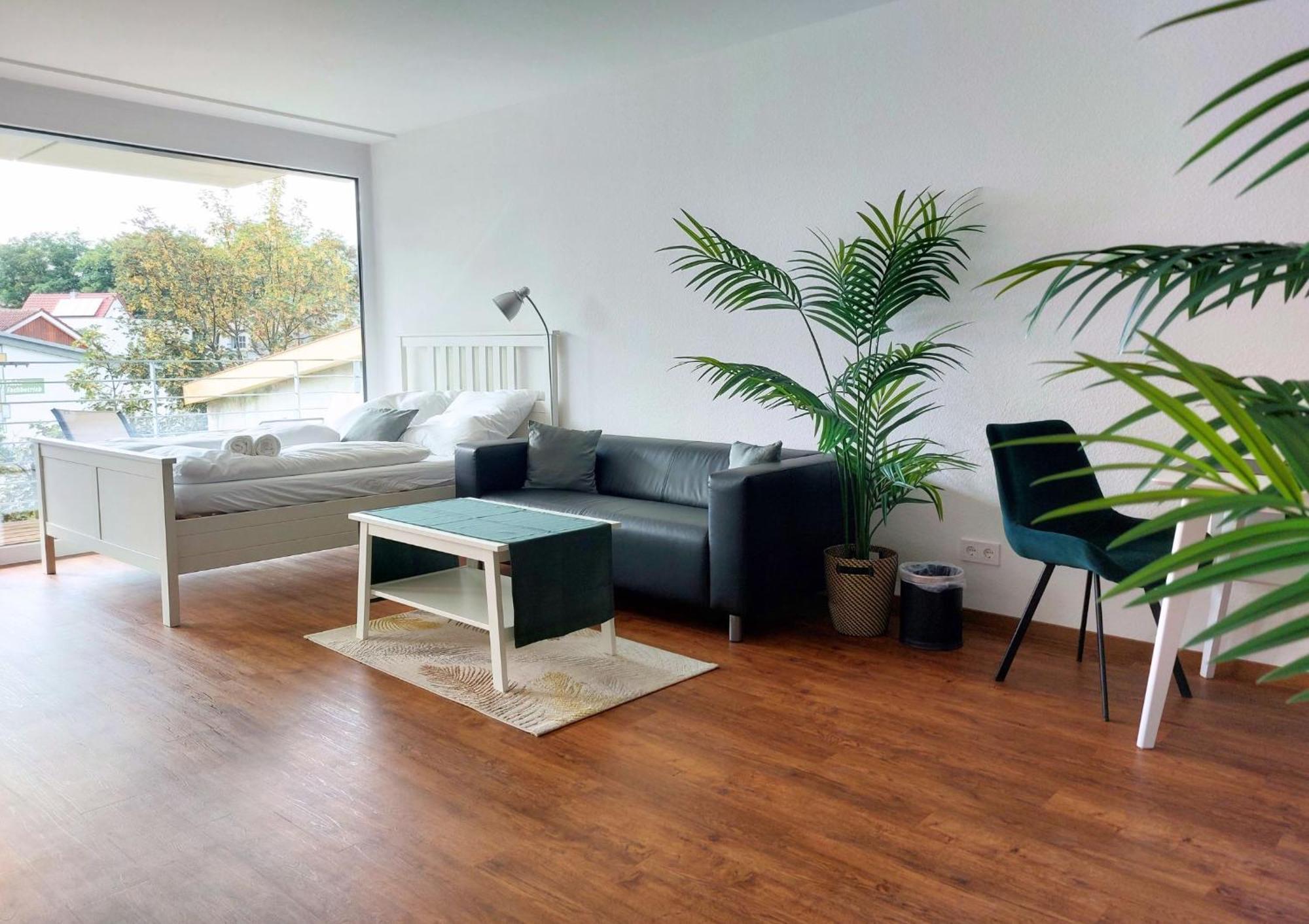 Rooftop Apartments - Modernes Studioapartment Fuer 3 Personen Langenau Bagian luar foto